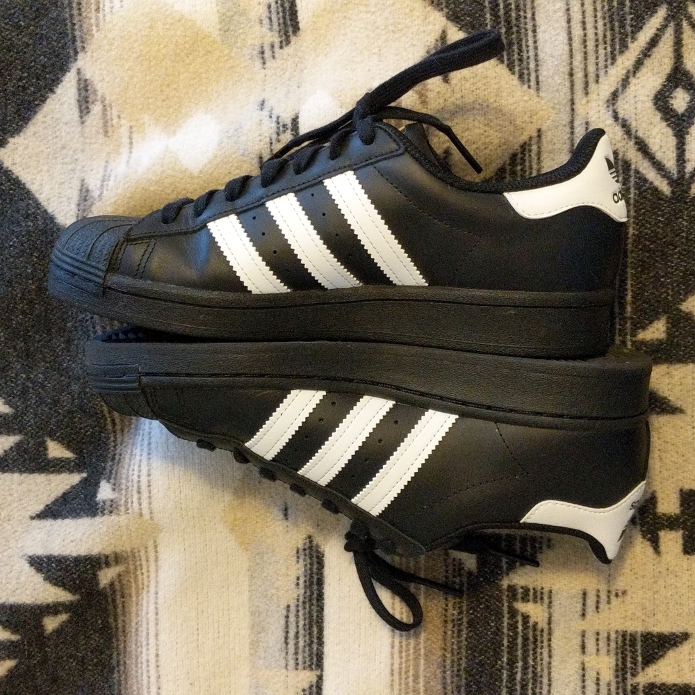 Black Adidas shoes boys